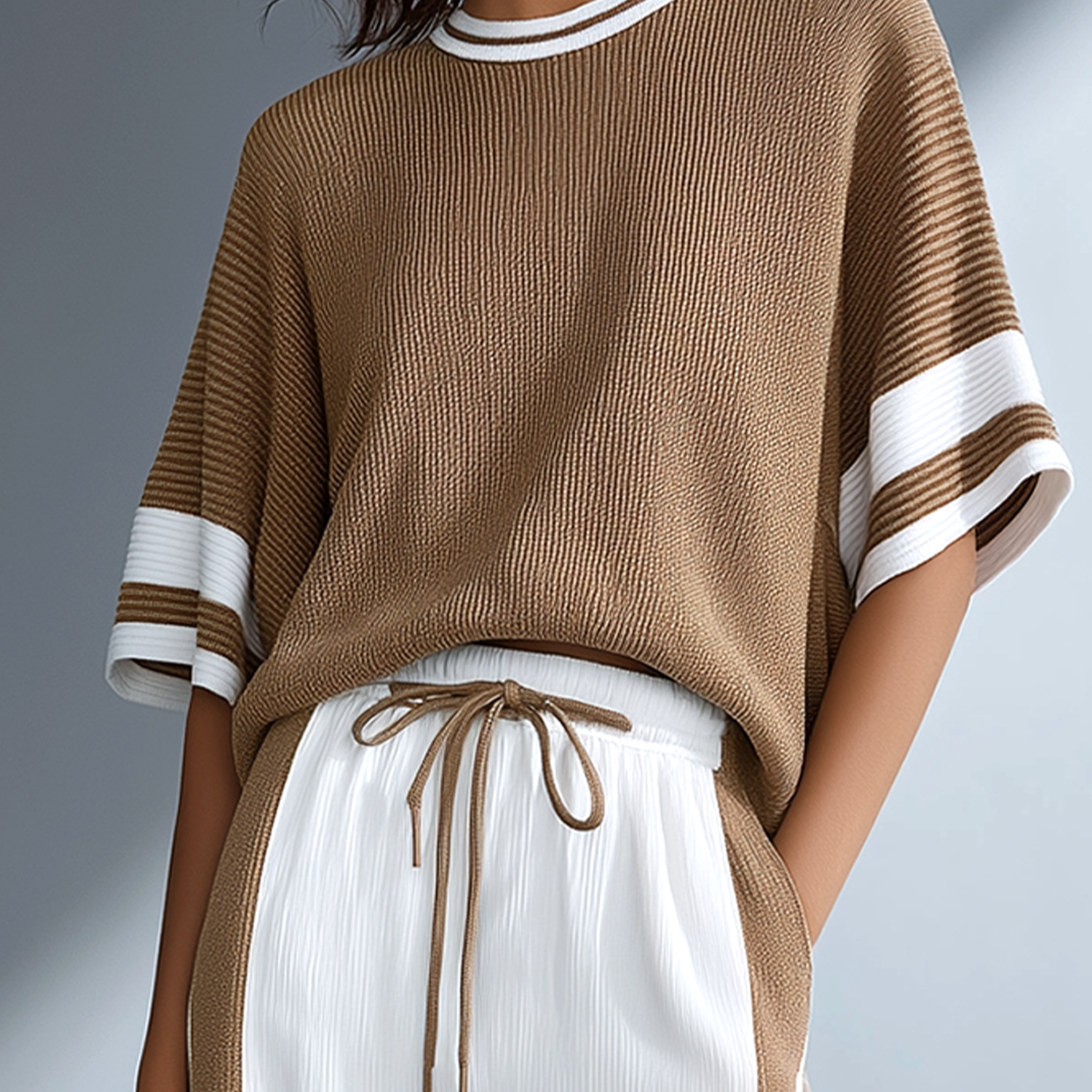 Women's Fashionable Casual Brown Ribbed Knit Color-block Loose Short-sleeved Top