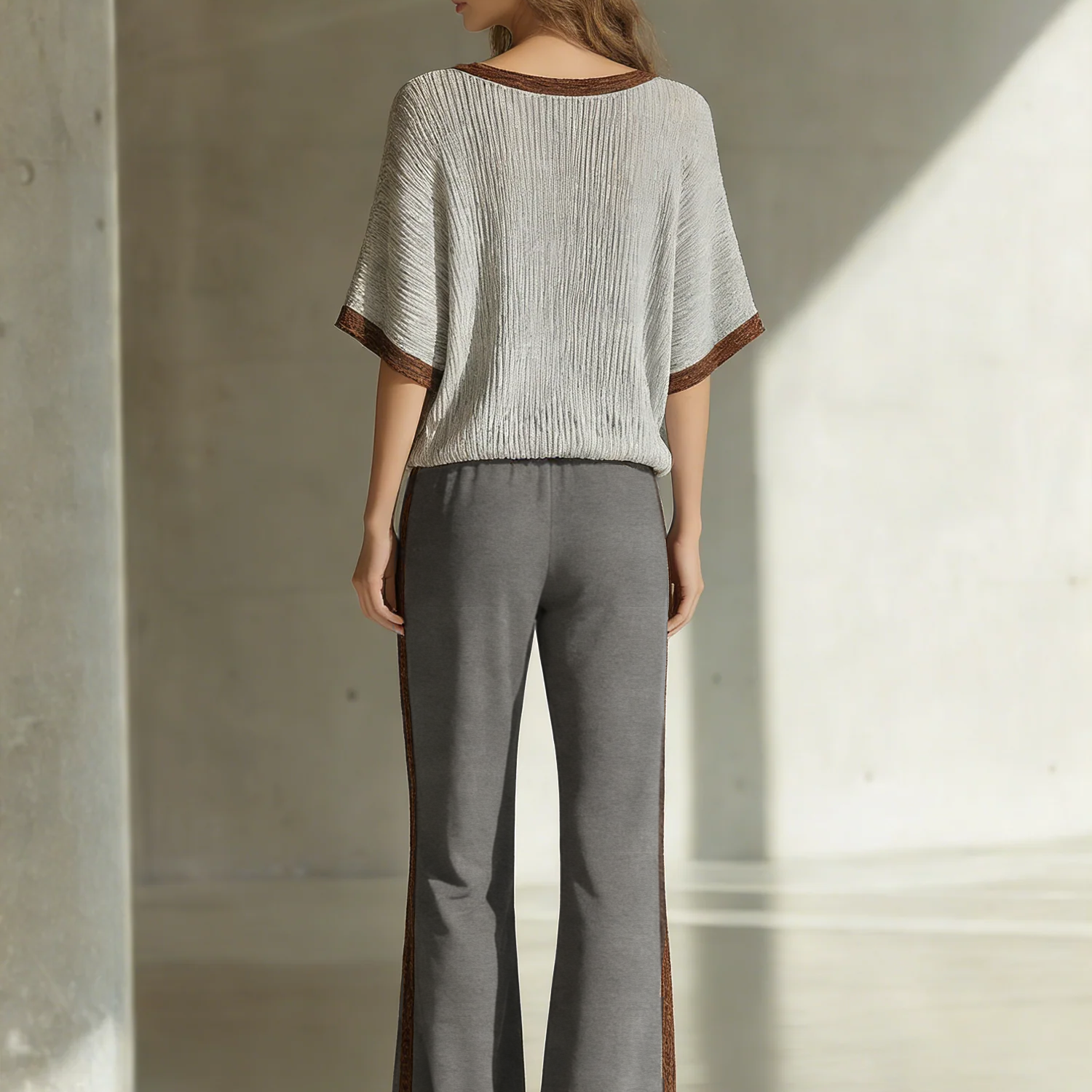 Women's Fashionable Casual Beige And Brown Color-blocked Wide-leg Flared Trousers