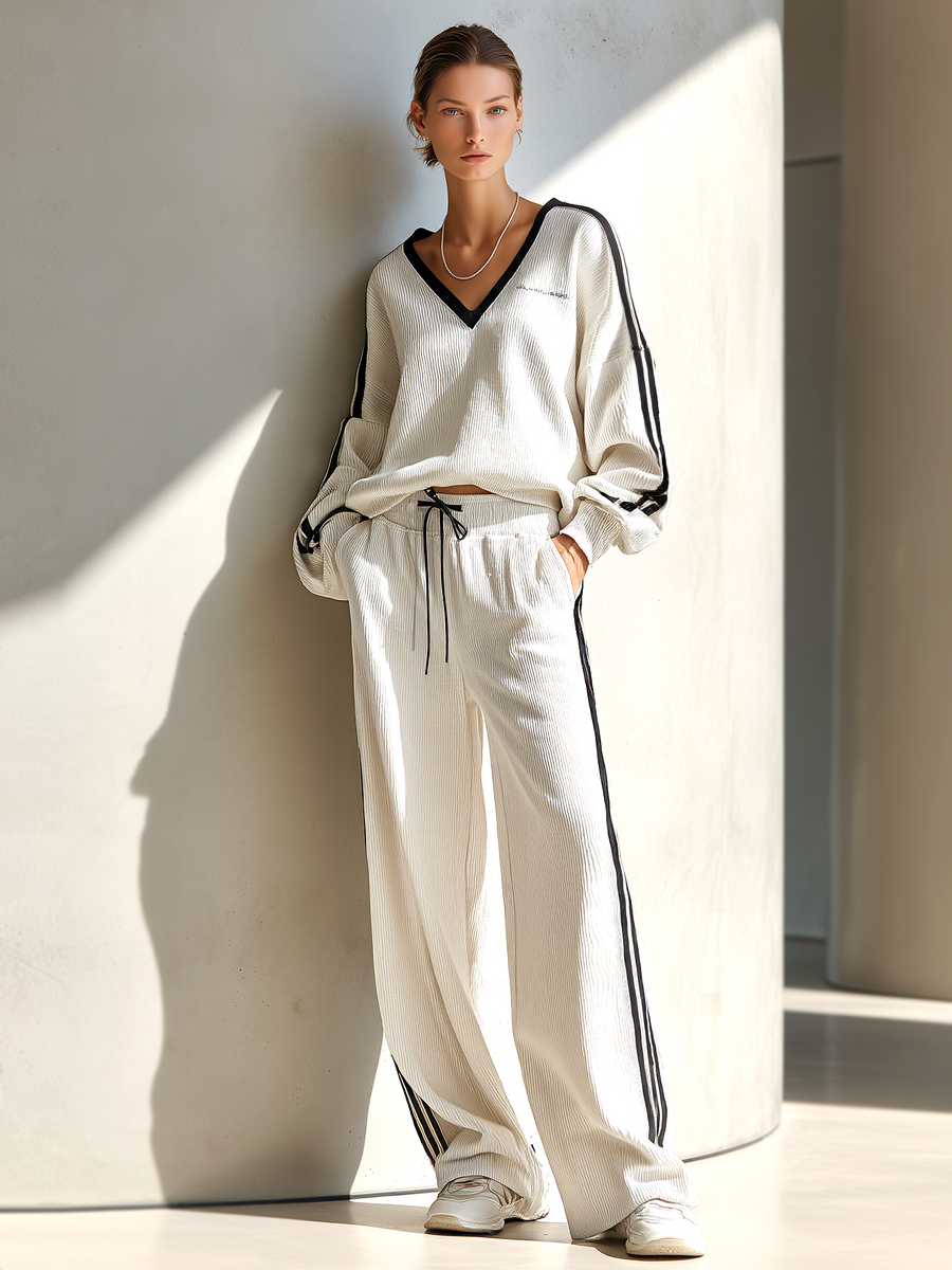 Women's Stylish Casual White Color-block V-neck Top And Trousers Set