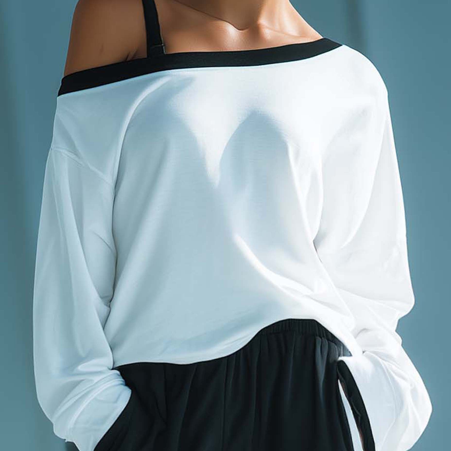 Women's Stylish Casual White Off-the-shoulder Long-sleeved Top