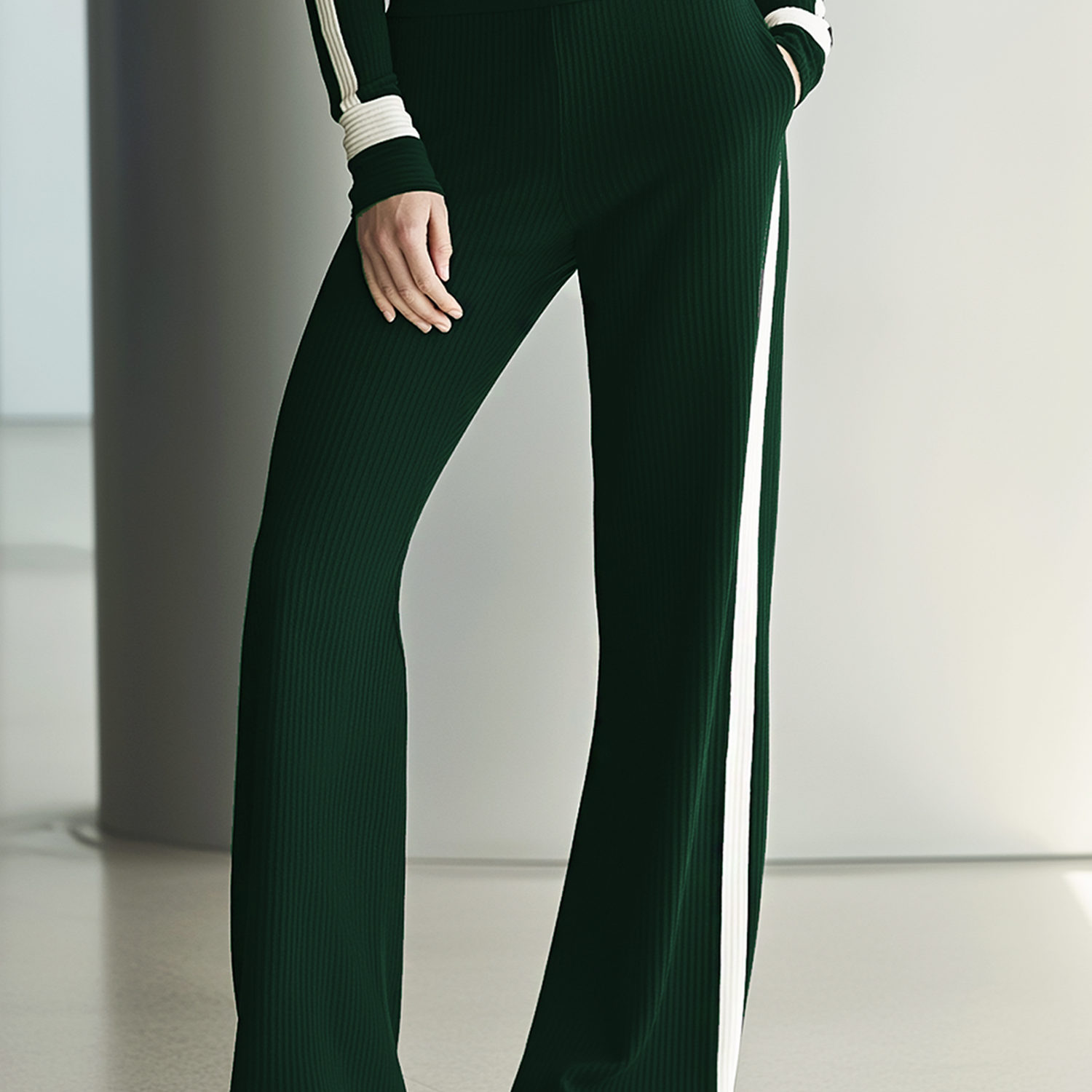 Women's Fashionable Casual Black And White Ribbed Straight-leg Trousers