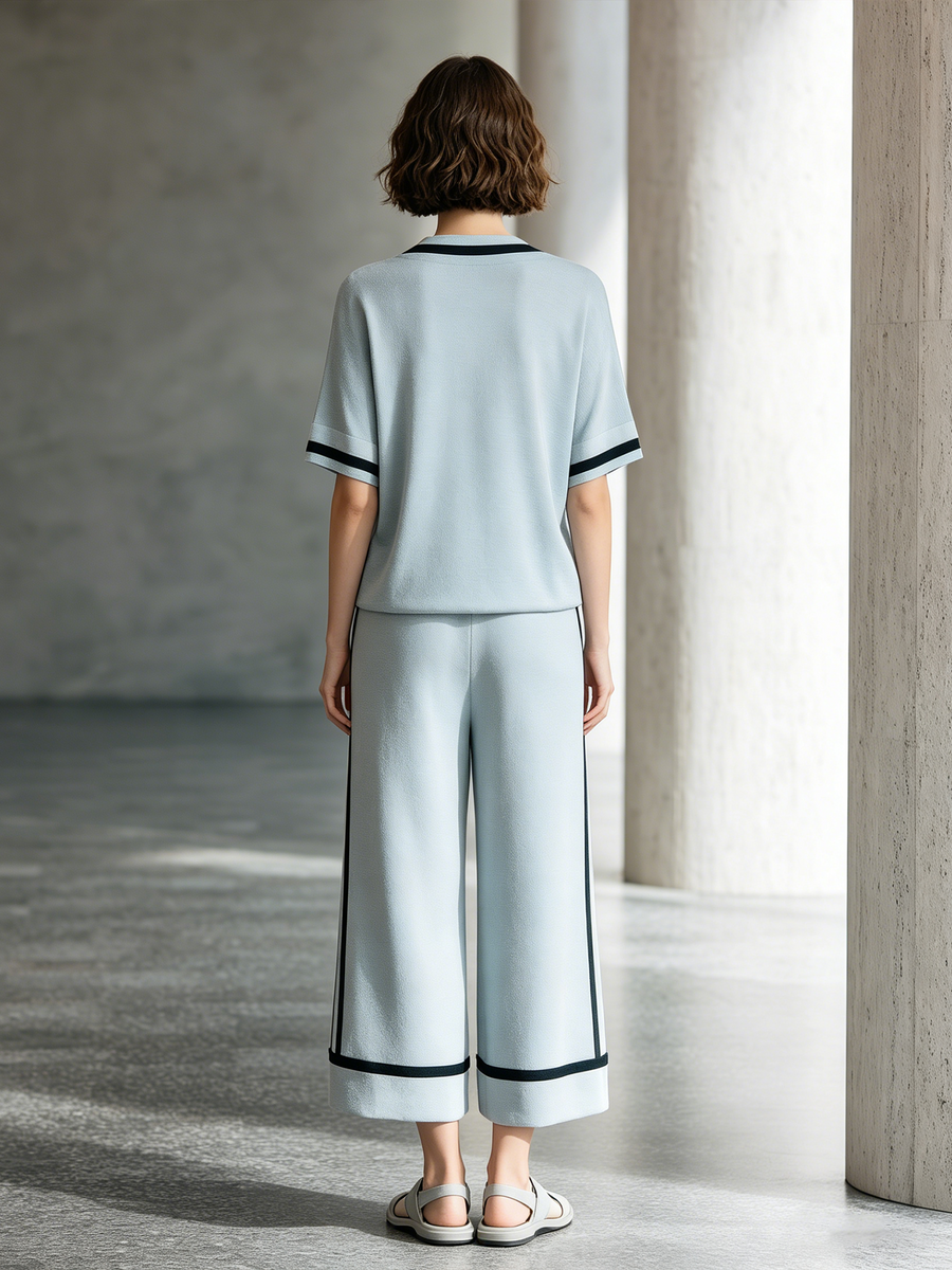 Relaxed-Fit Light Gray-Blue Short-Sleeve T-Shirt & Cropped Wide-Leg Pants Set