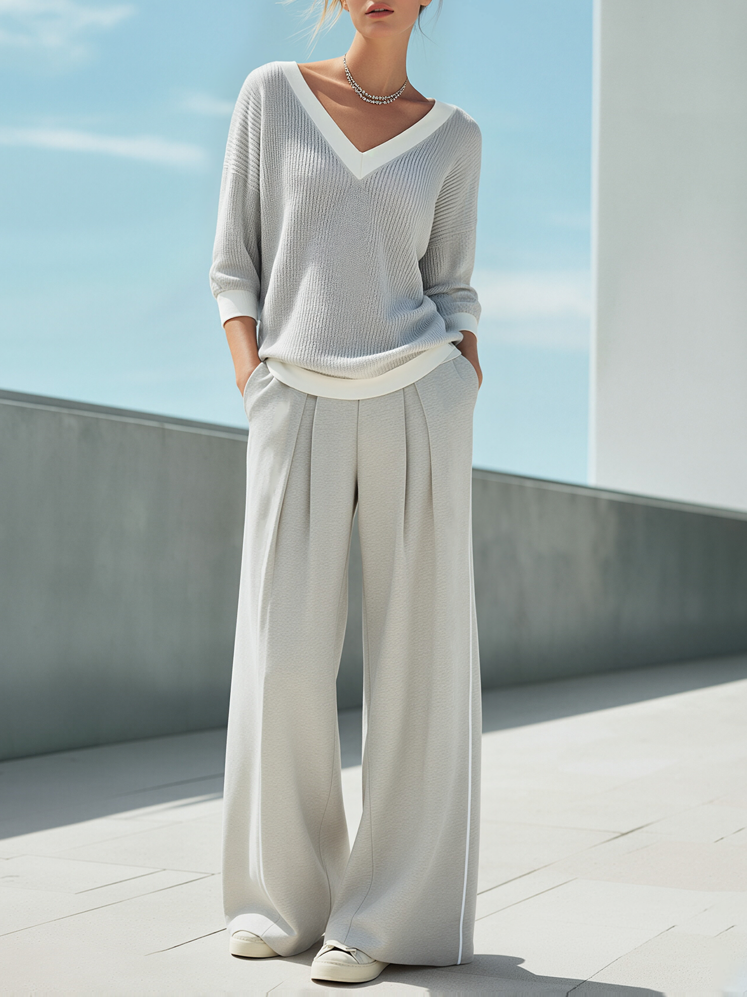 Light Grey Color-block V-neck Knit Top And Pleated Trousers Set With Three-quarter Sleeves