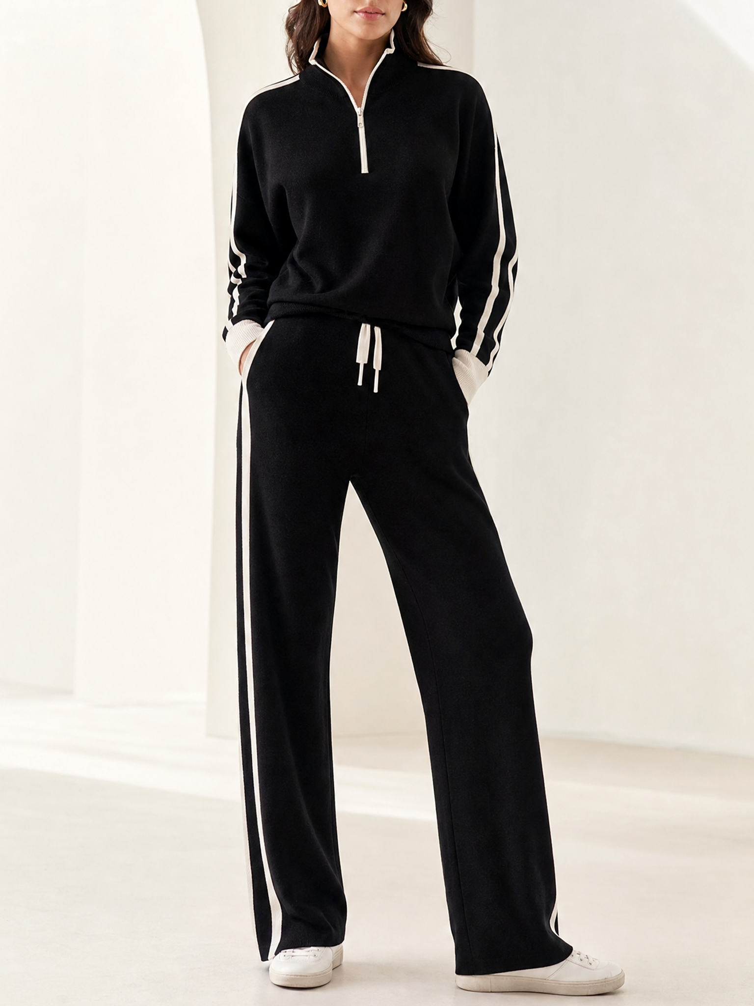 Black Long-sleeve Half-zip Top And Sweatpants Set