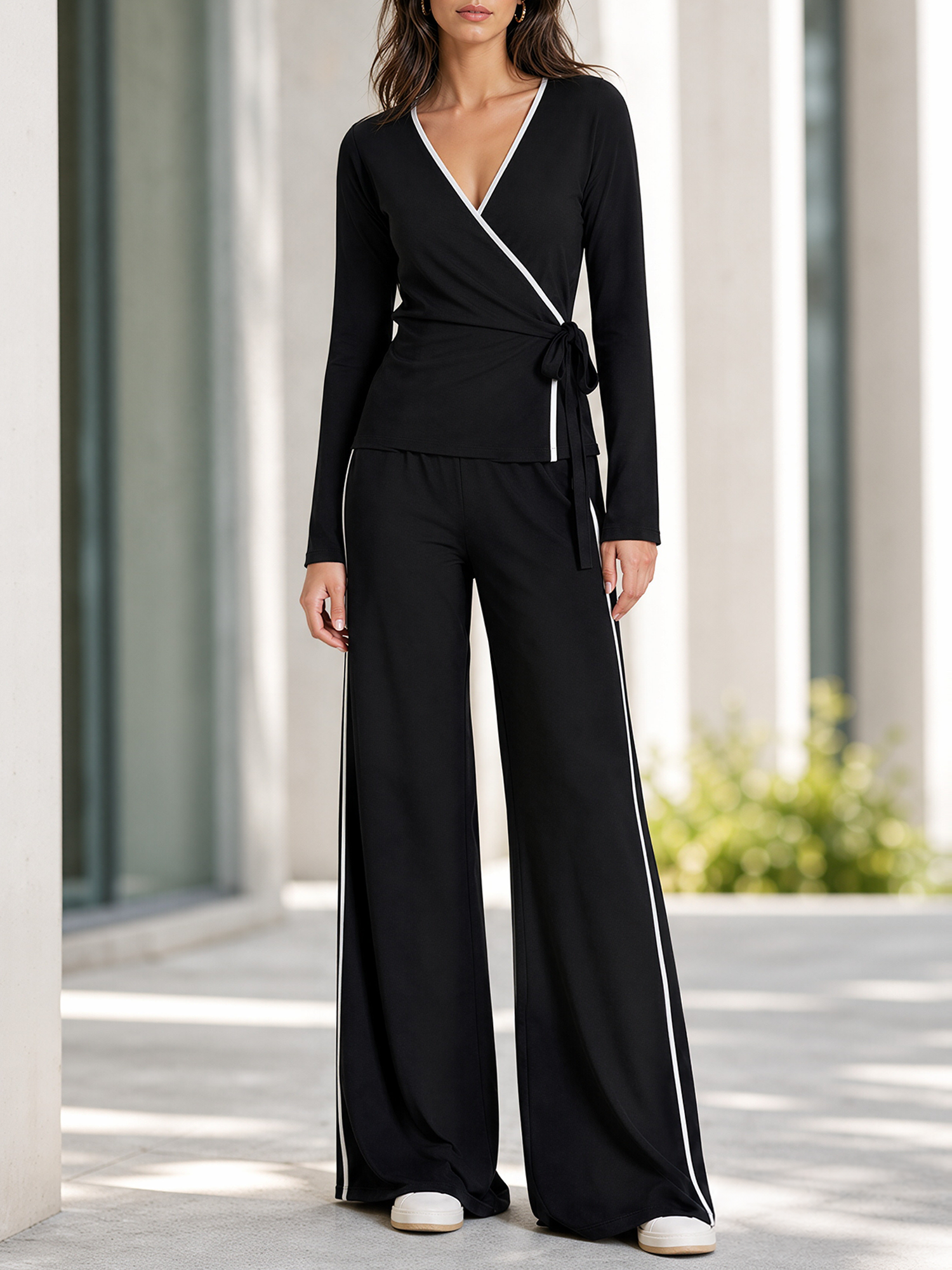 Black Color-block V-neck Tie-front Top And Wide-leg Trousers Set