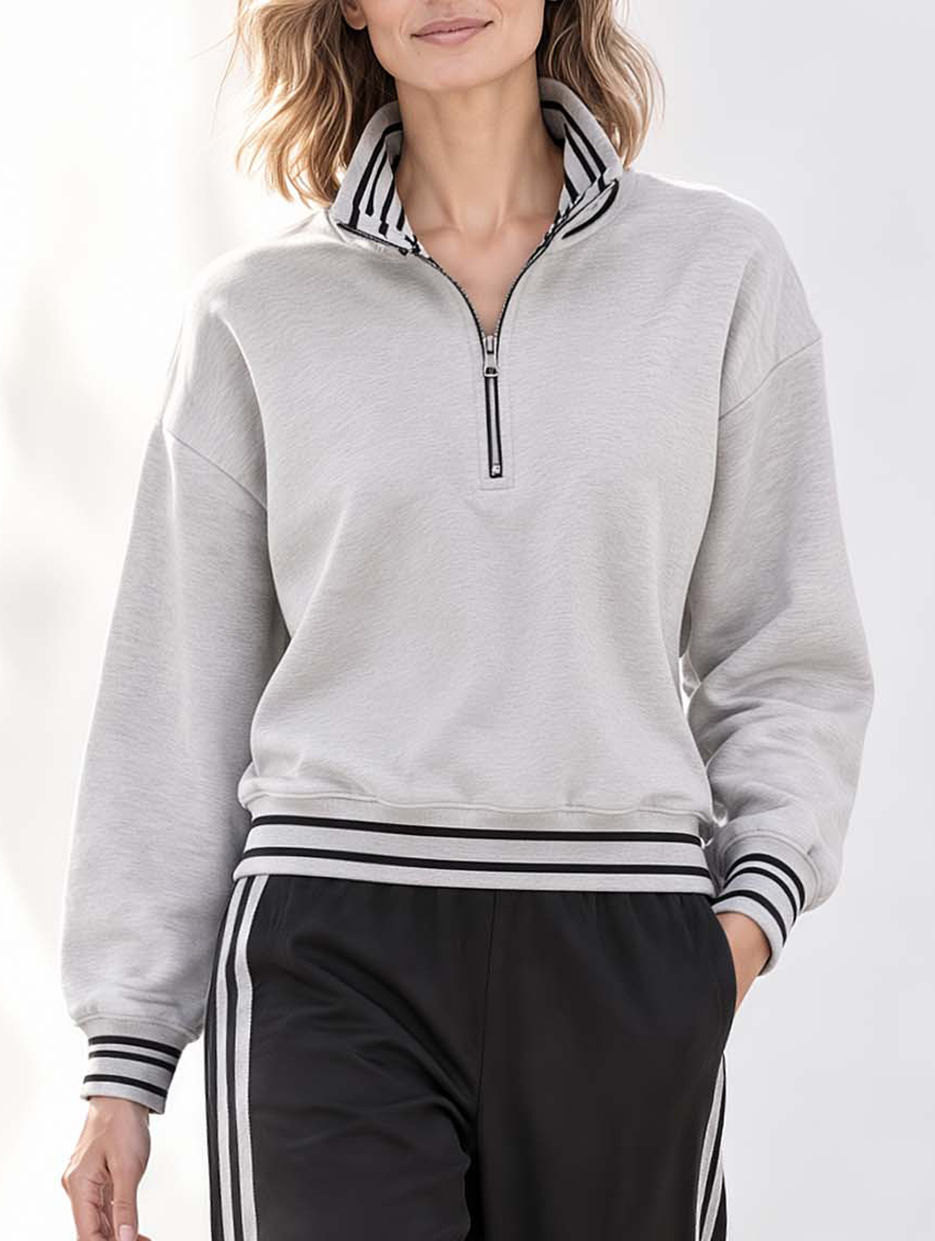 Stylish And Casual Grey Long-sleeve Top With A Half-zip Collar