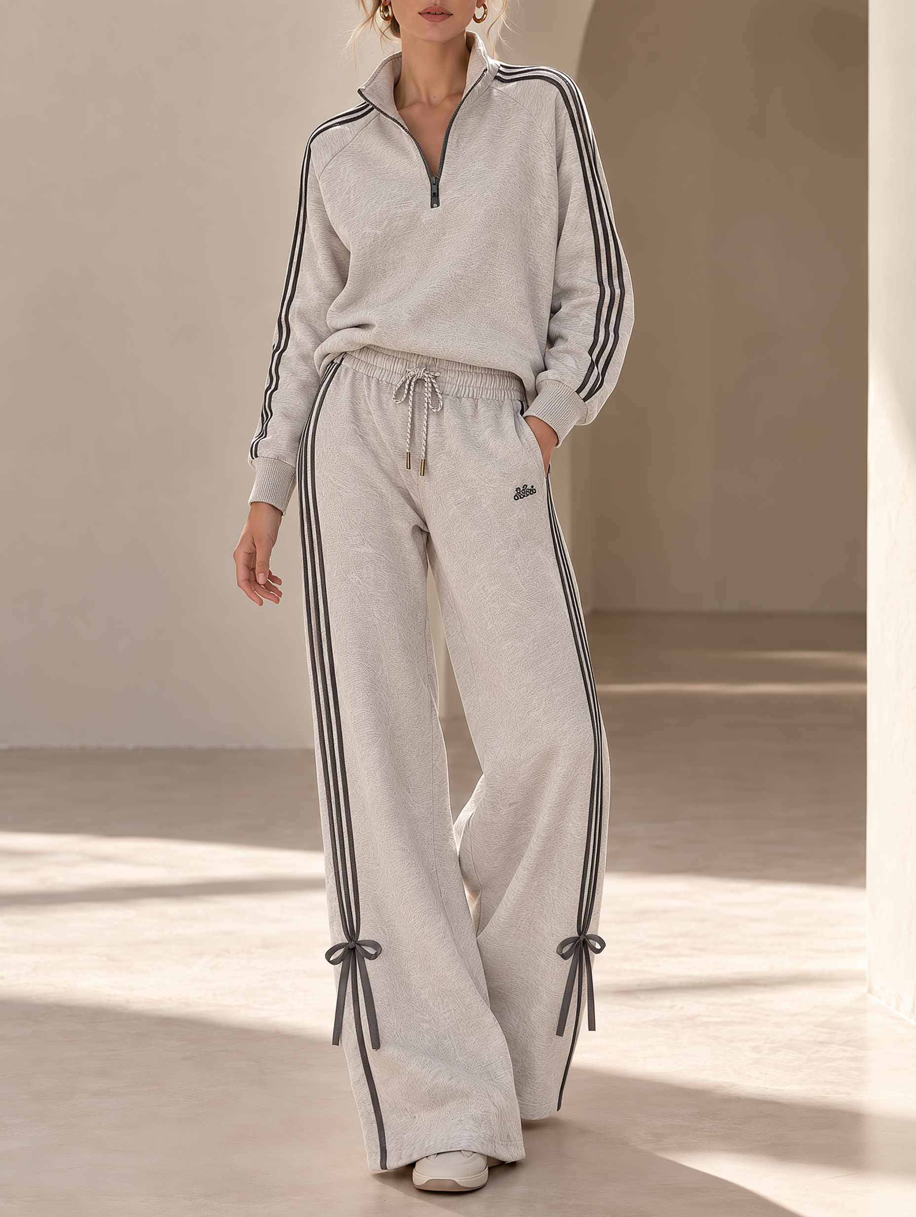 Light Heather Gray Half-zip Sweatshirt And Wide-leg Sweatpants Set