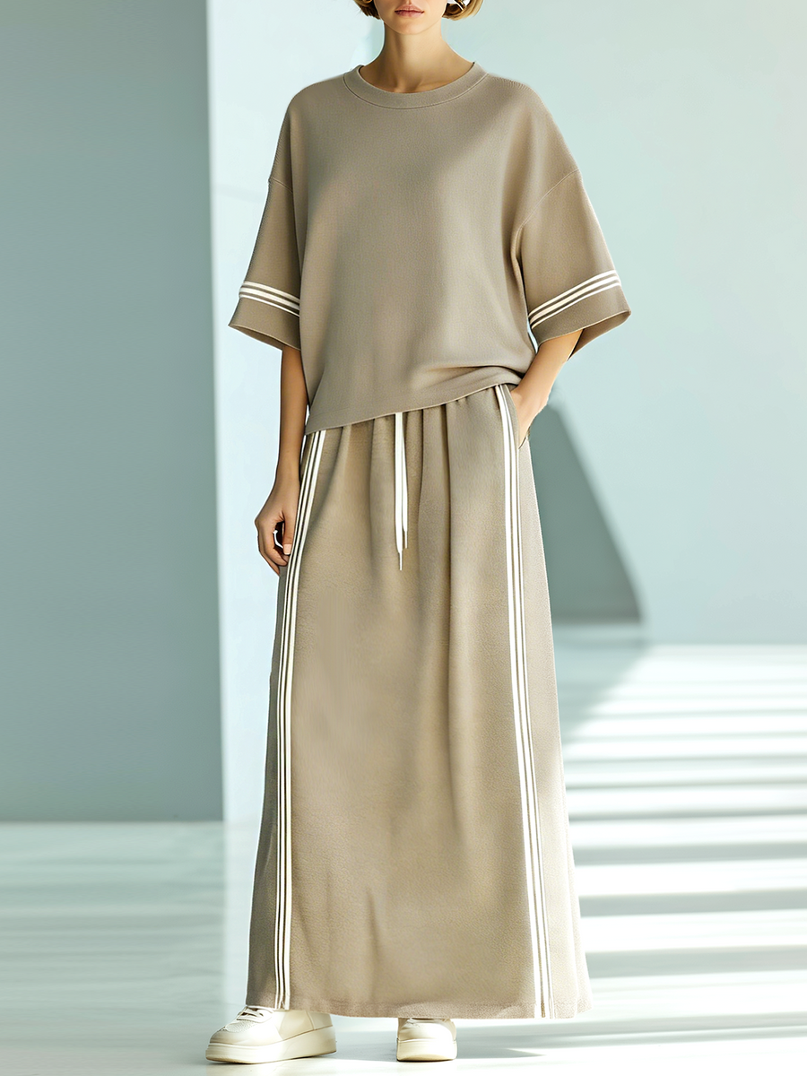 Women's Fashionable Casual Light Khaki Color-block T-shirt And Long Skirt Set
