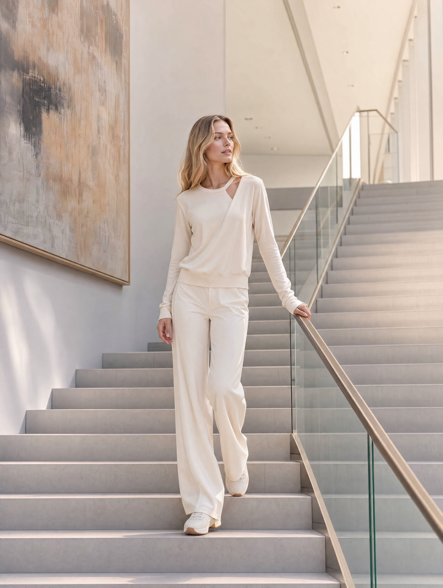 Stylish Casual White Color-Block Crew-Neck Long-Sleeve Top And Pants Set