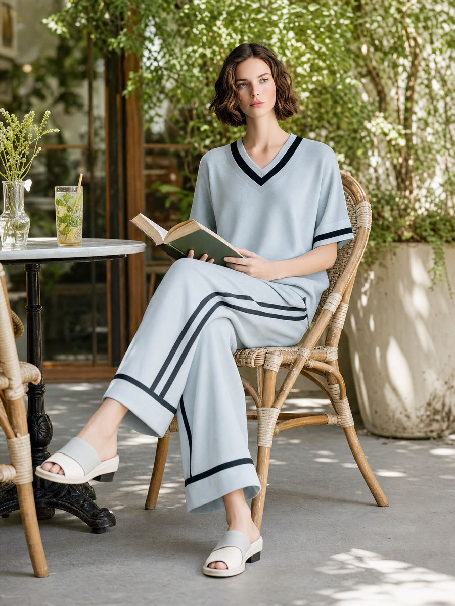 Relaxed-Fit Light Gray-Blue Short-Sleeve T-Shirt & Cropped Wide-Leg Pants Set